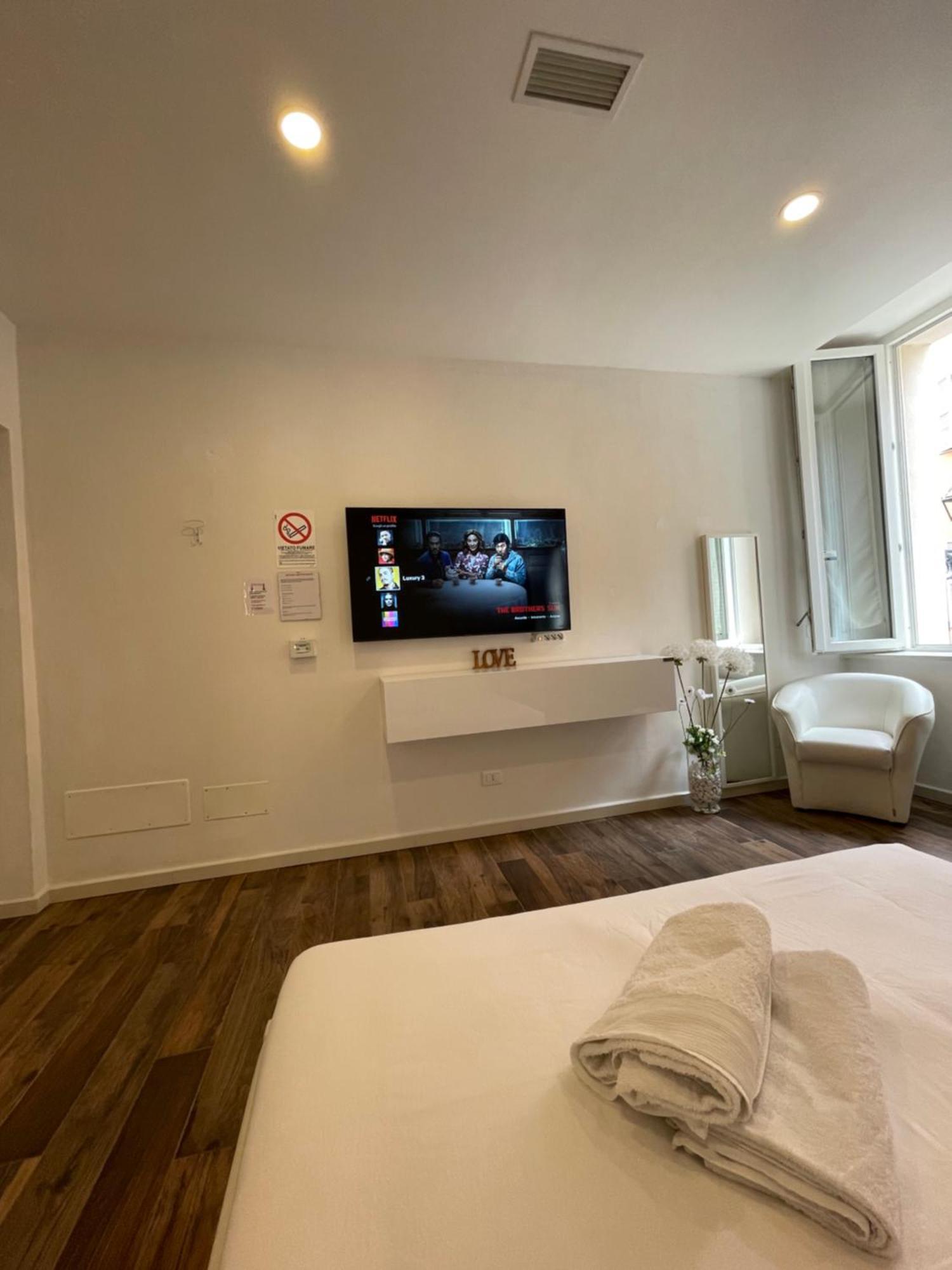 Apartament Luxury 3 Al Duomo Di Parma Zewnętrze zdjęcie